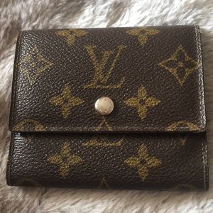 Small Louis Vuitton wallet